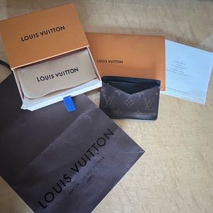Louis Vuitton card holder